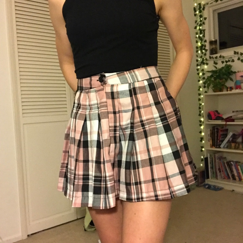cute pink and black plaid skirt